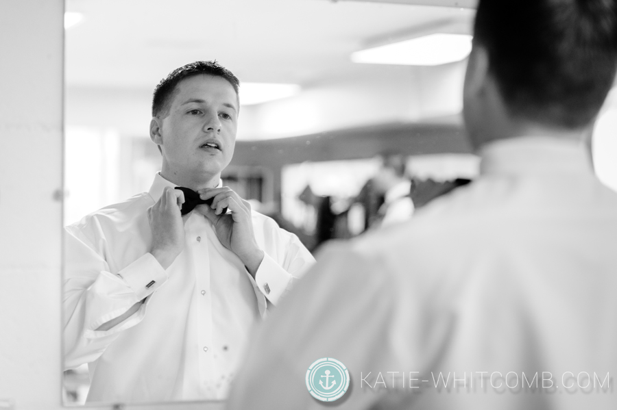 groom getting ready before the ceremony at grace united methodist church