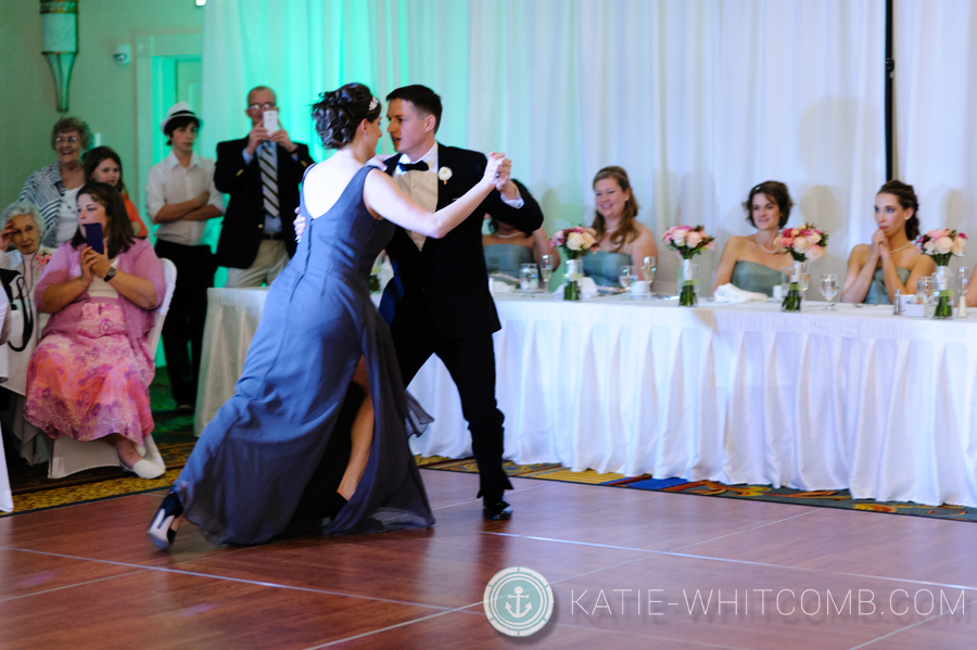 beautiful tango by the bride and groom during their first dance at doubletree by hilton