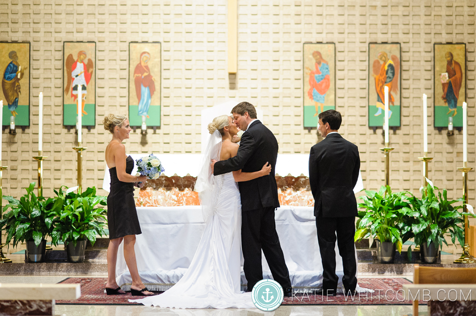wedding ceremony at st matthews in south bend