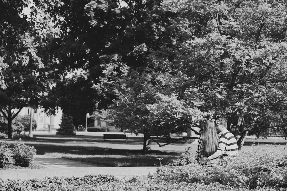 notre dame black and white engagement session spring