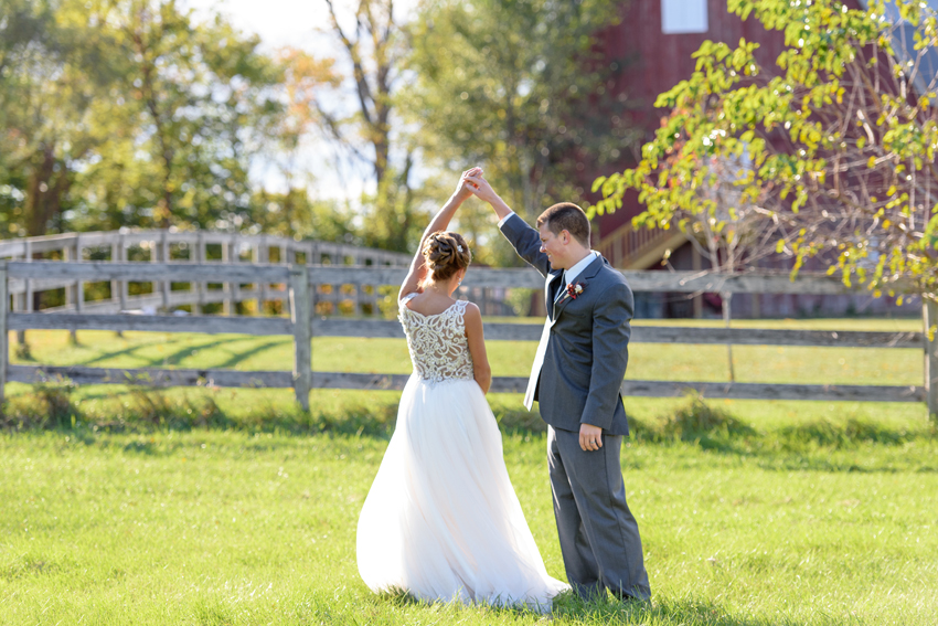 Patchwork Quilt Inn fall barn wedding middlebury indiana