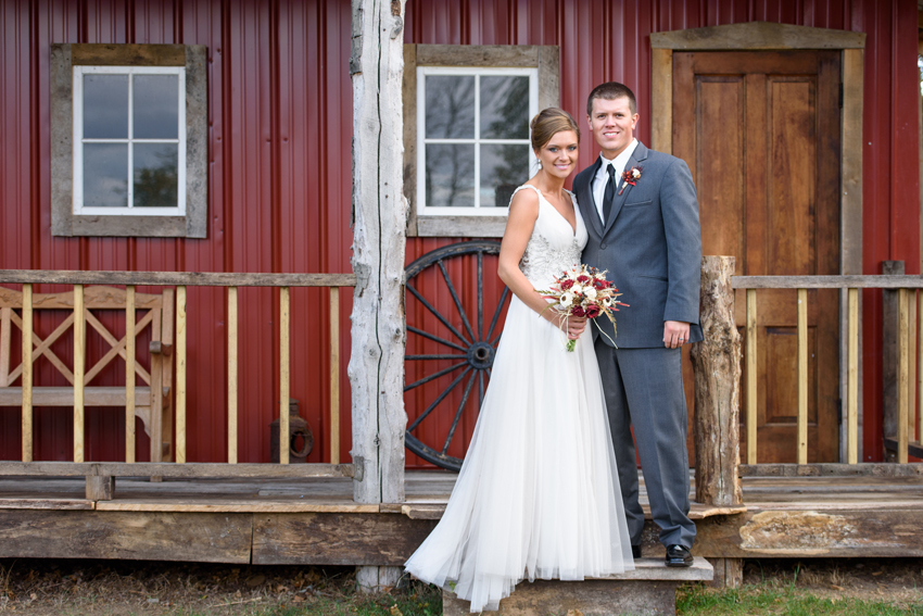 Patchwork Quilt Inn fall barn wedding middlebury indiana