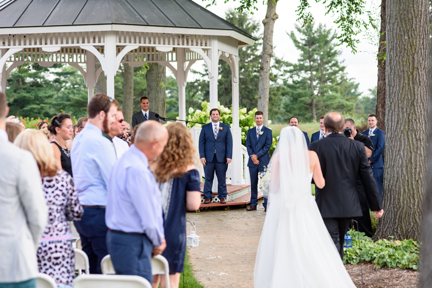 Swan Lake Resort Summer Wedding Photos