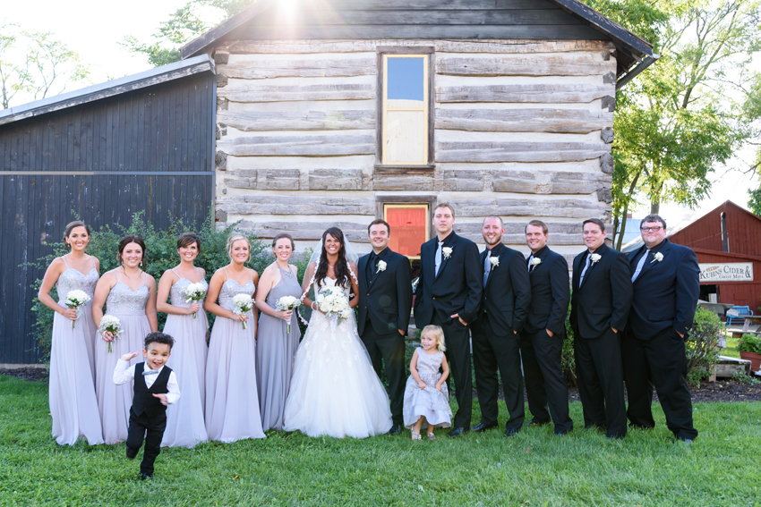 Amish Acres Barn Wedding Photos Kelanie Drew