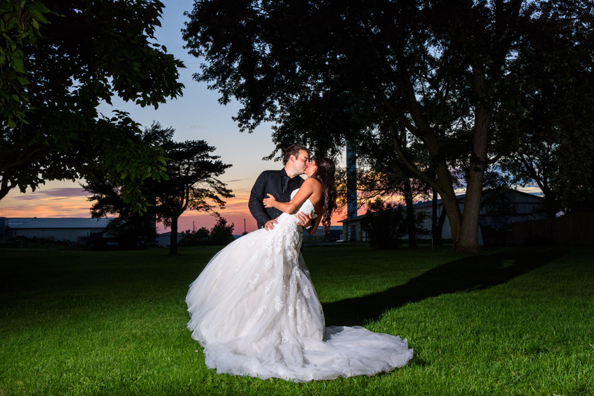 Amish Acres Barn Wedding Photos Kelanie Drew