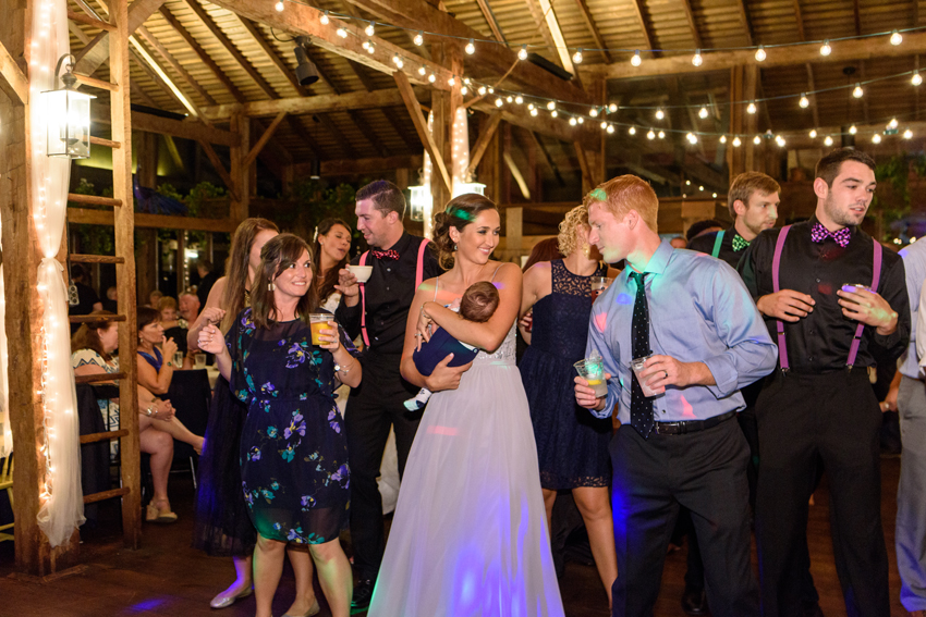 Amish Acres Barn Wedding Photos Kelanie Drew