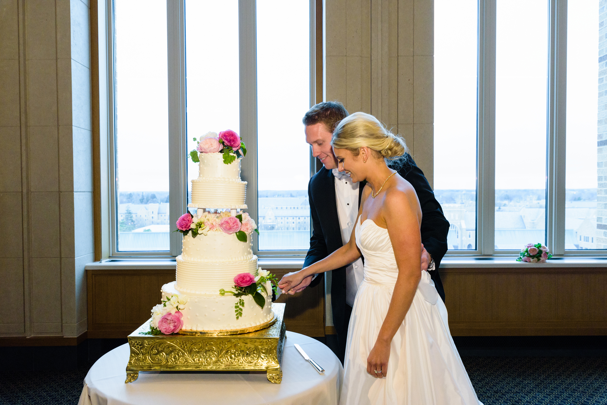 Cake cutting at Dahnke Ballroom on the campus of University of Notre Dame