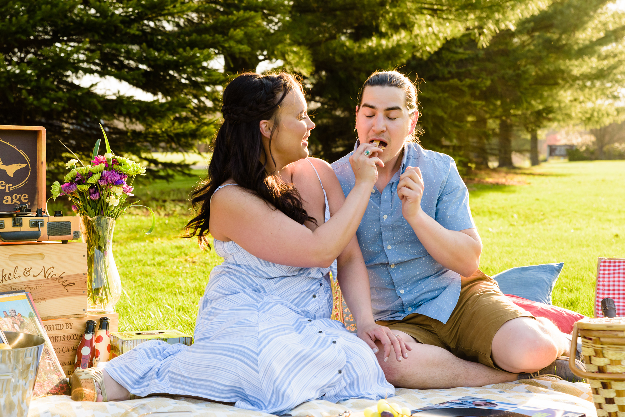 picnic styled engagement session at St Patrick's Park