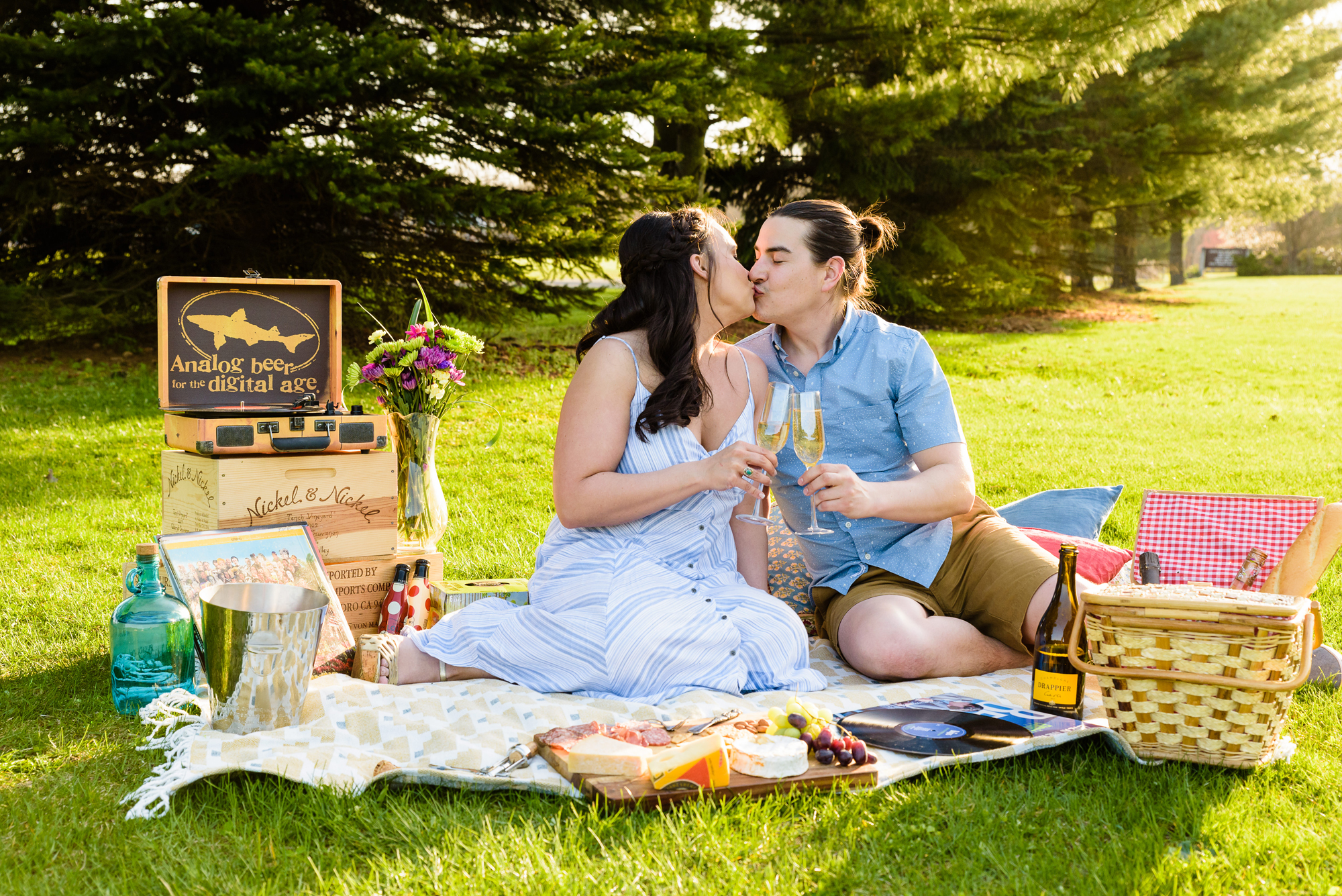 picnic styled engagement session at St Patrick's Park