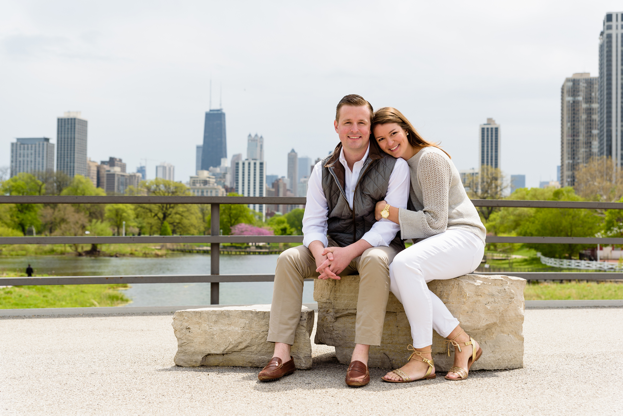 engagement session at Lincoln Park in Chicago