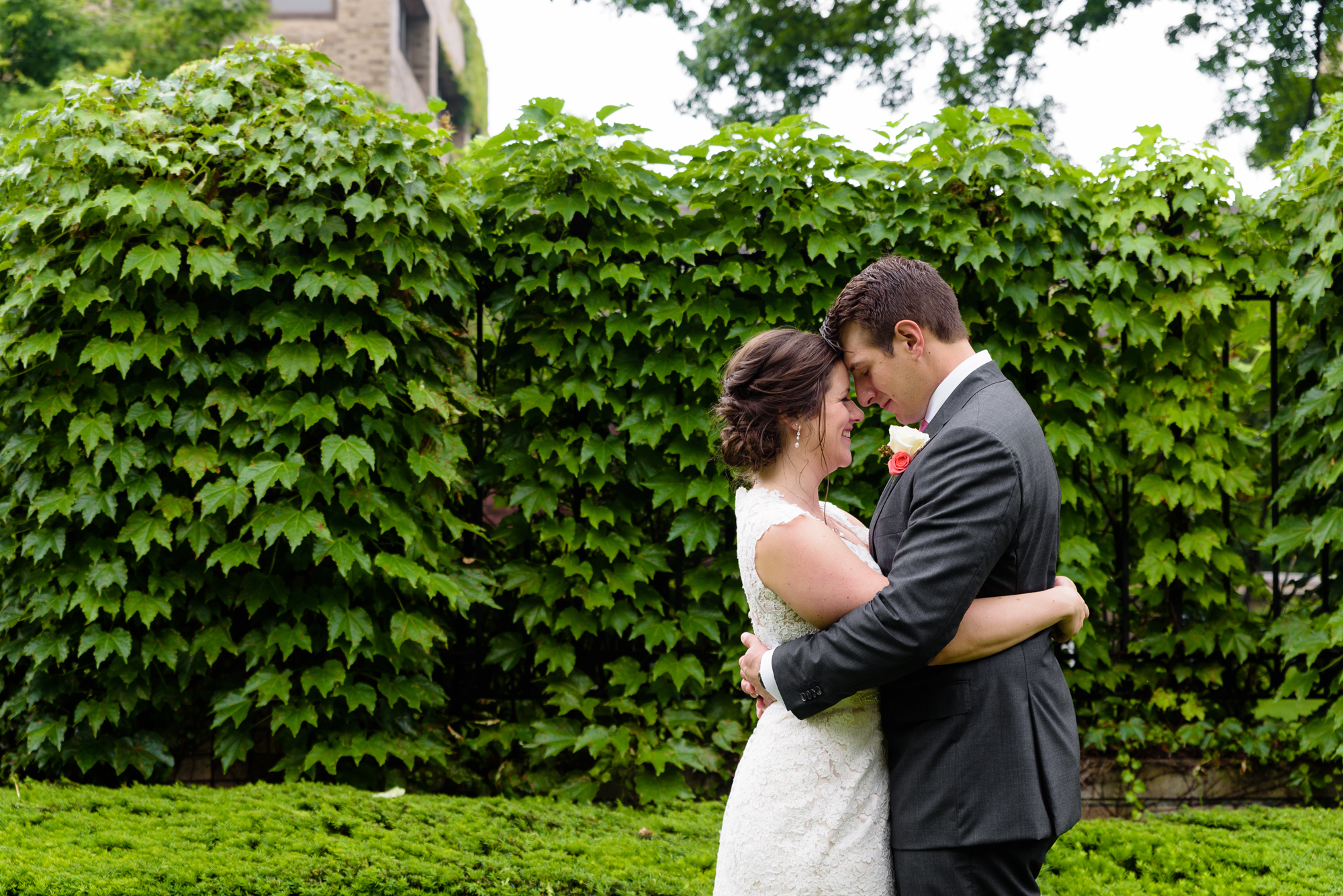 Bride & Groom outside the Snite Museum after their wedding ceremony at the Basilica of the Sacred Heart on the campus of University of Notre Dame