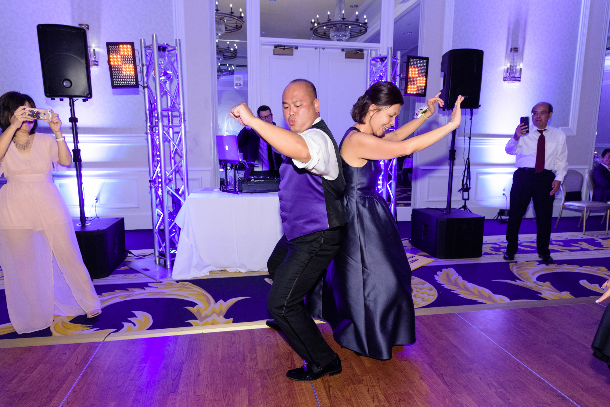 Open Dance floor at a Wedding Reception at Morris Inn